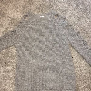 Grey sweater, sleeves with wholes